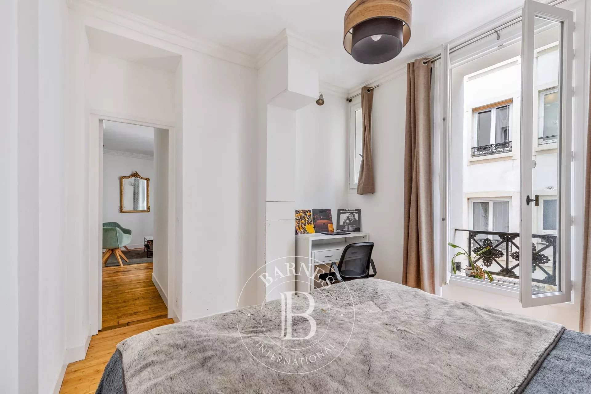 Paris  - Apartment 2 Bedrooms - picture 10