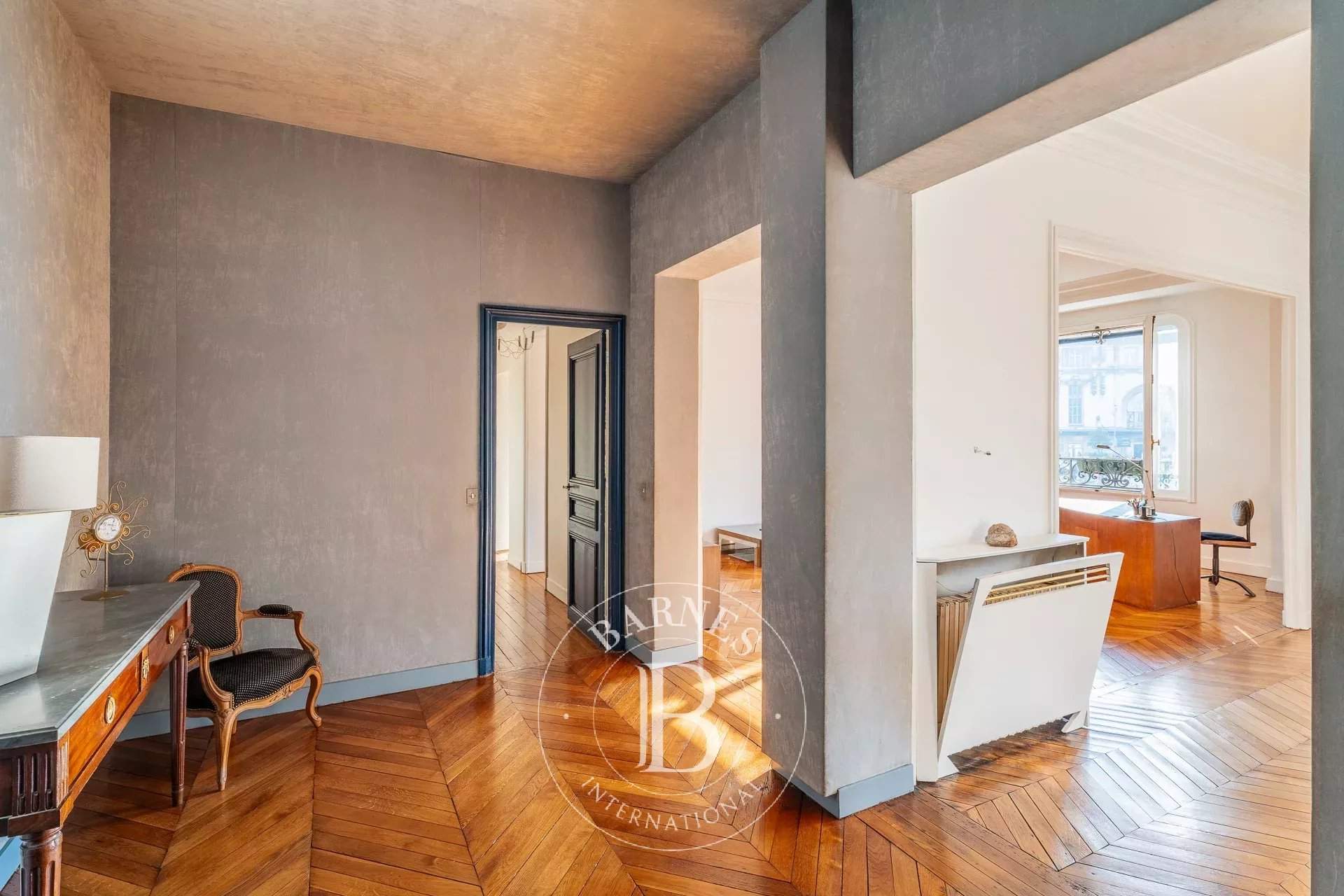 Paris  - Apartment 3 Bedrooms - picture 7