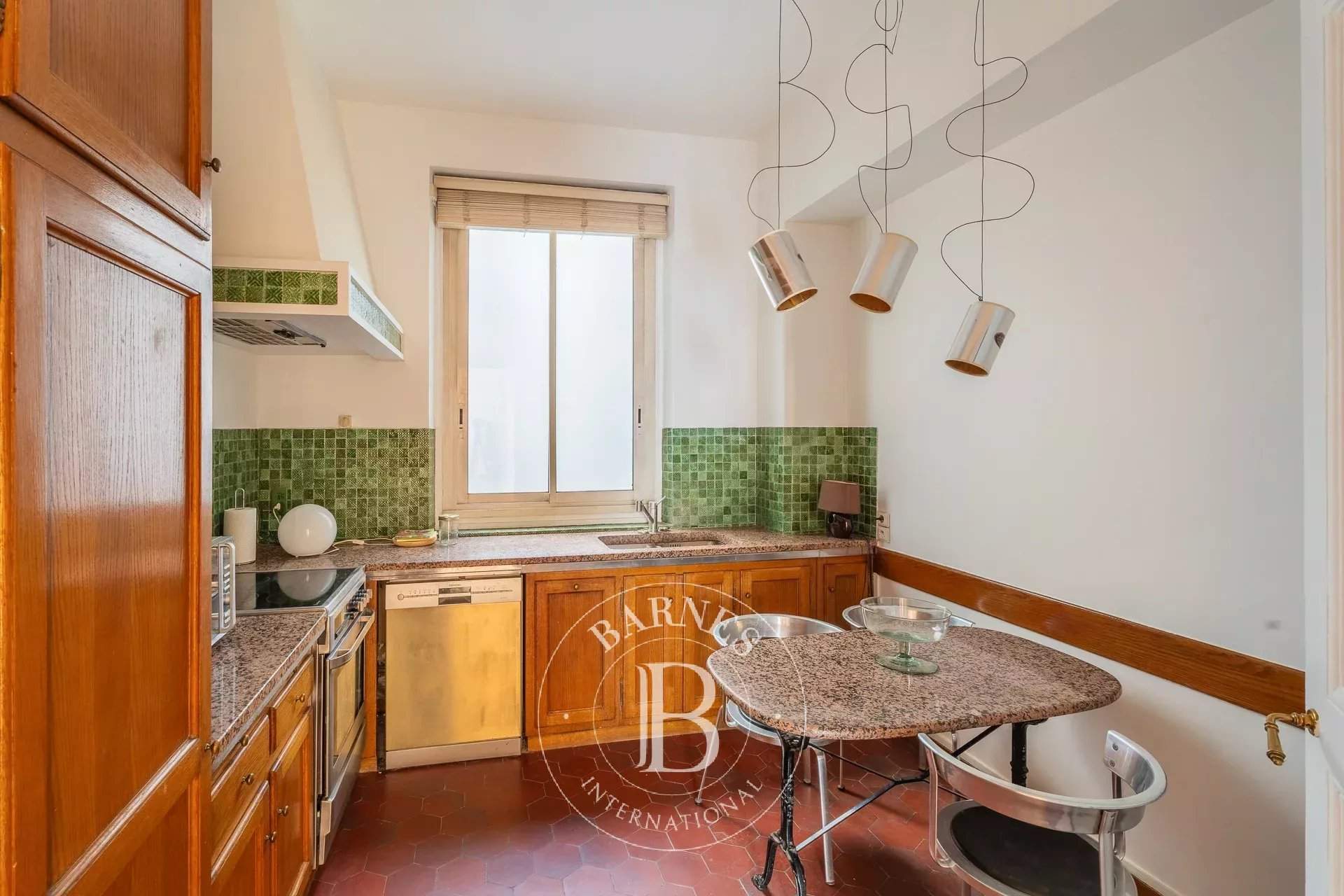 Paris  - Apartment 3 Bedrooms - picture 13