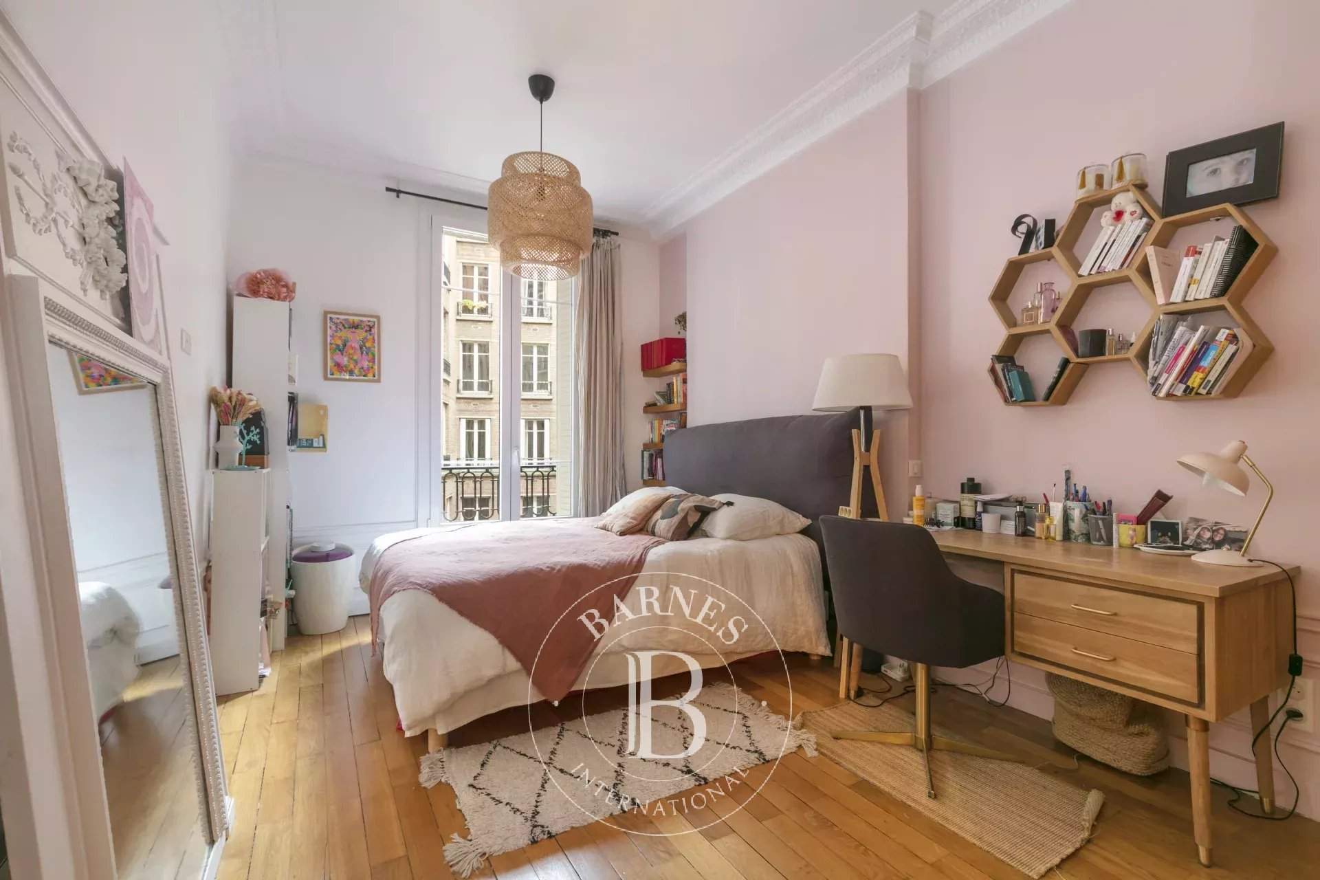 Paris  - Apartment 3 Bedrooms - picture 9