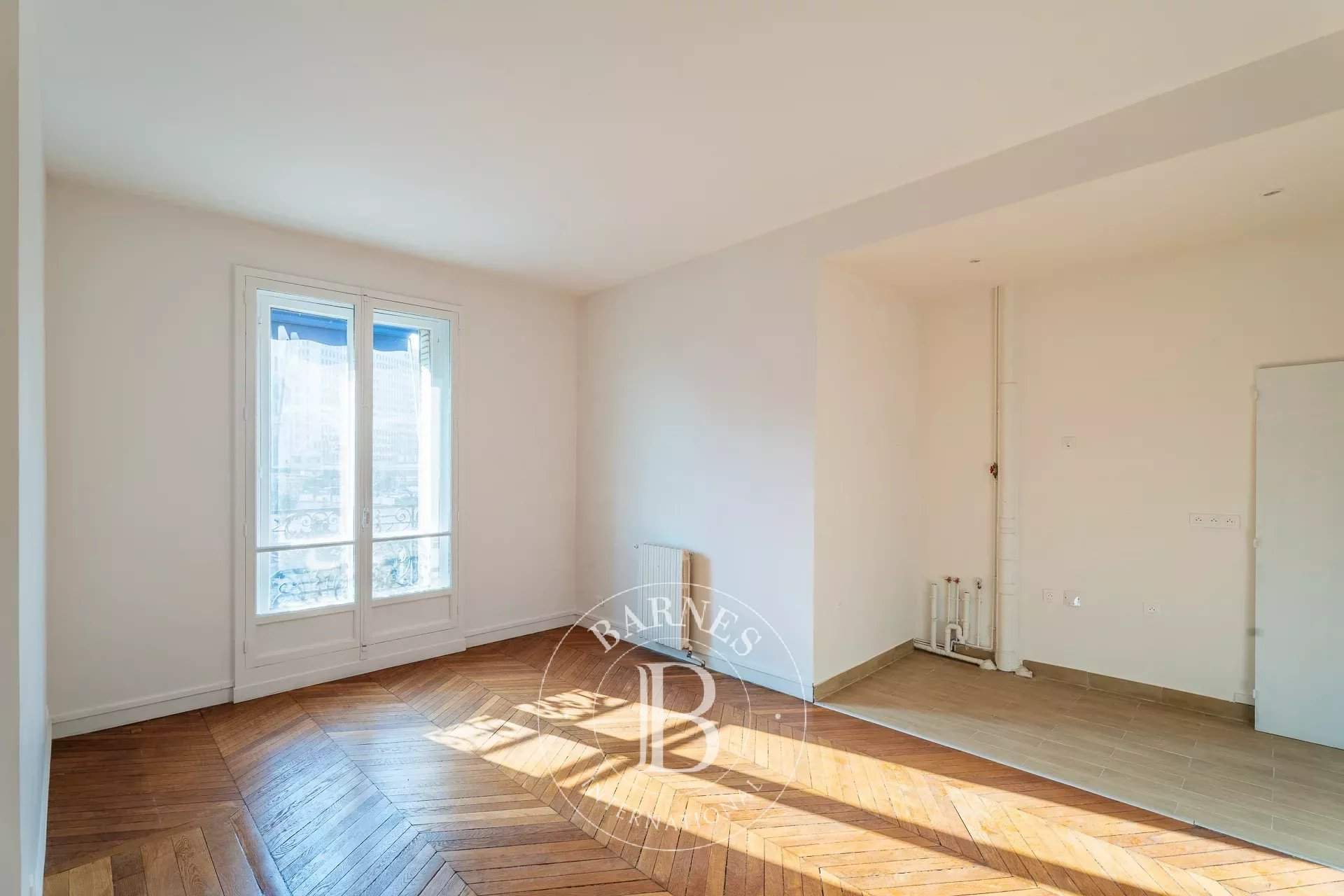 Paris  - Apartment 3 Bedrooms - picture 12
