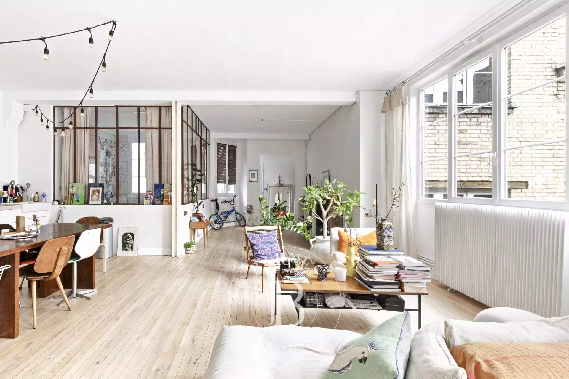 Paris  - Appartement 3 Pi&egrave;ces, 1 Chambre - picture 2