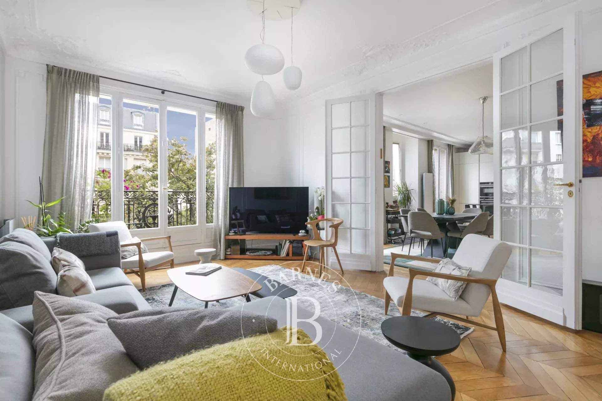 Paris  - Apartment 3 Bedrooms - picture 1