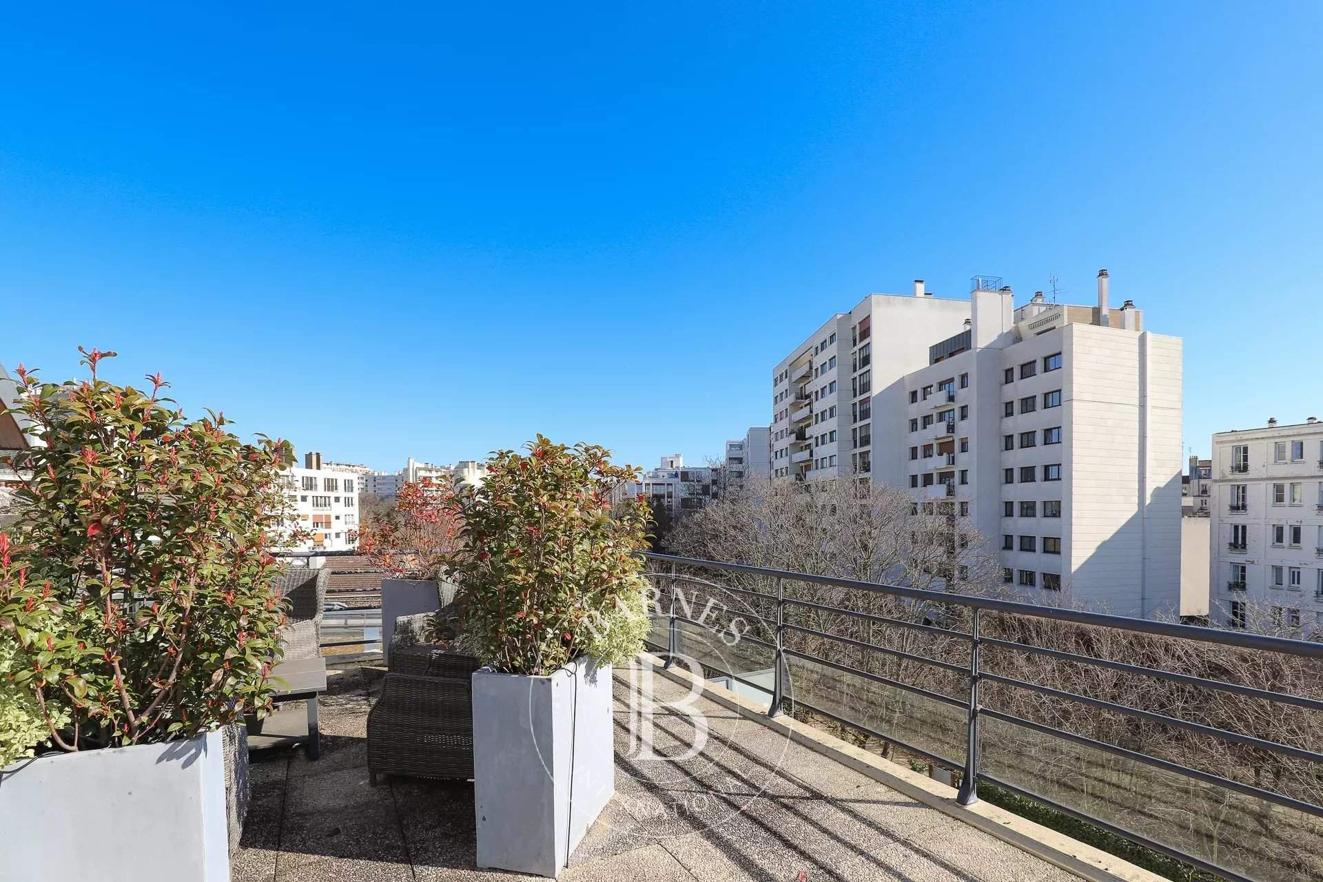 Paris  - Apartment 3 Bedrooms - picture 2