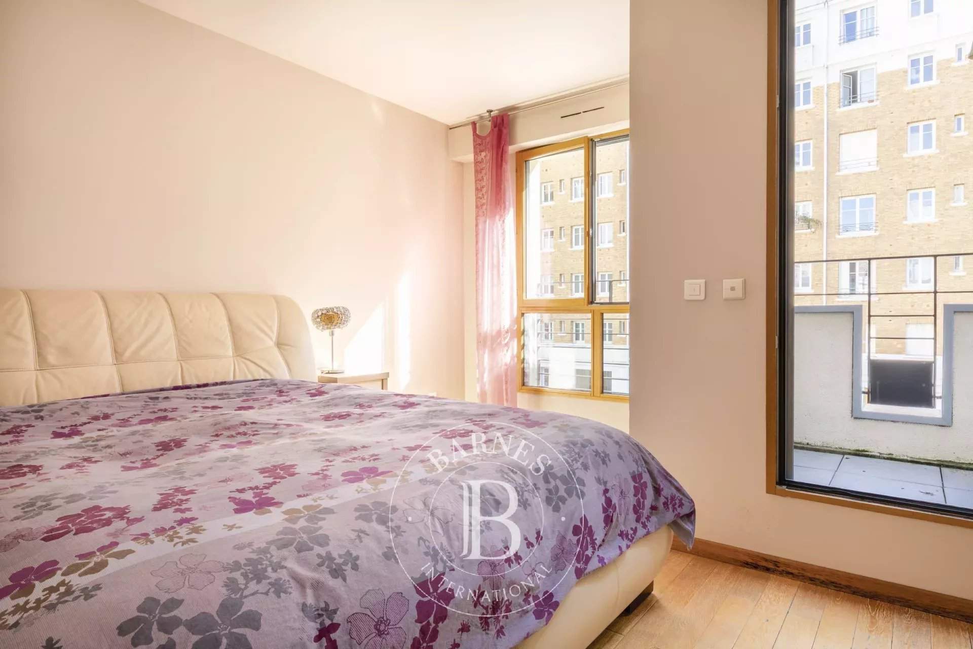 Paris  - Maison 5 Pièces 4 Chambres - picture 9