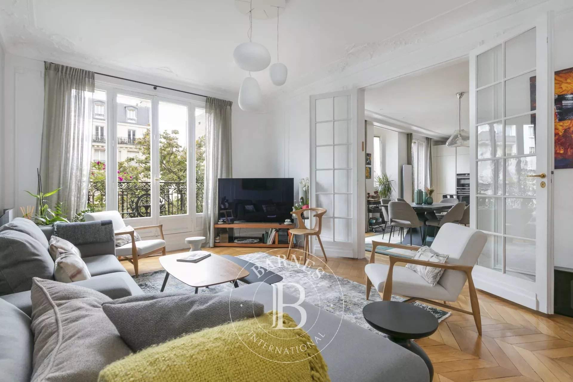 Paris  - Apartment 3 Bedrooms - picture 11