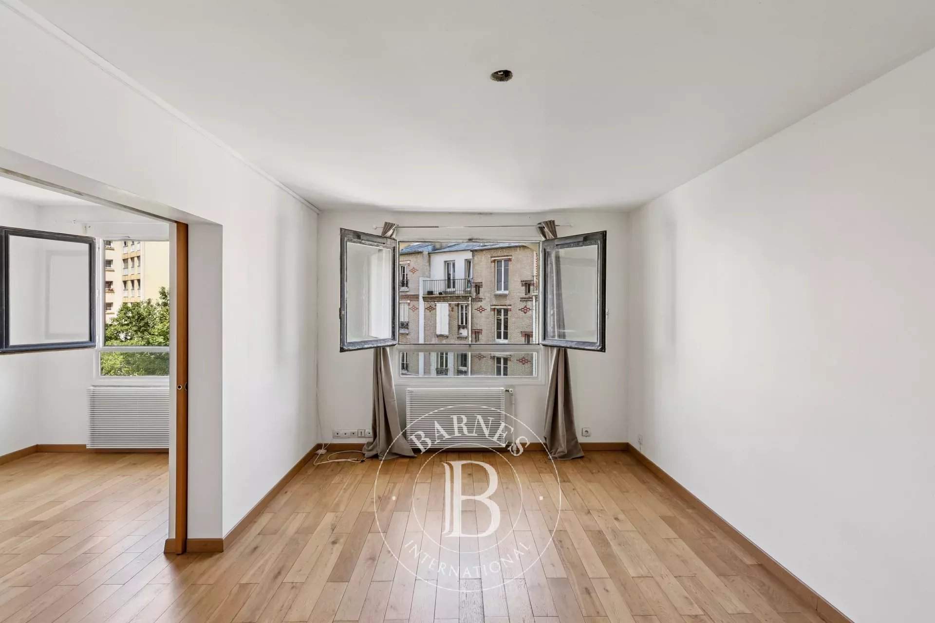 Paris  - Apartment 2 Bedrooms - picture 1