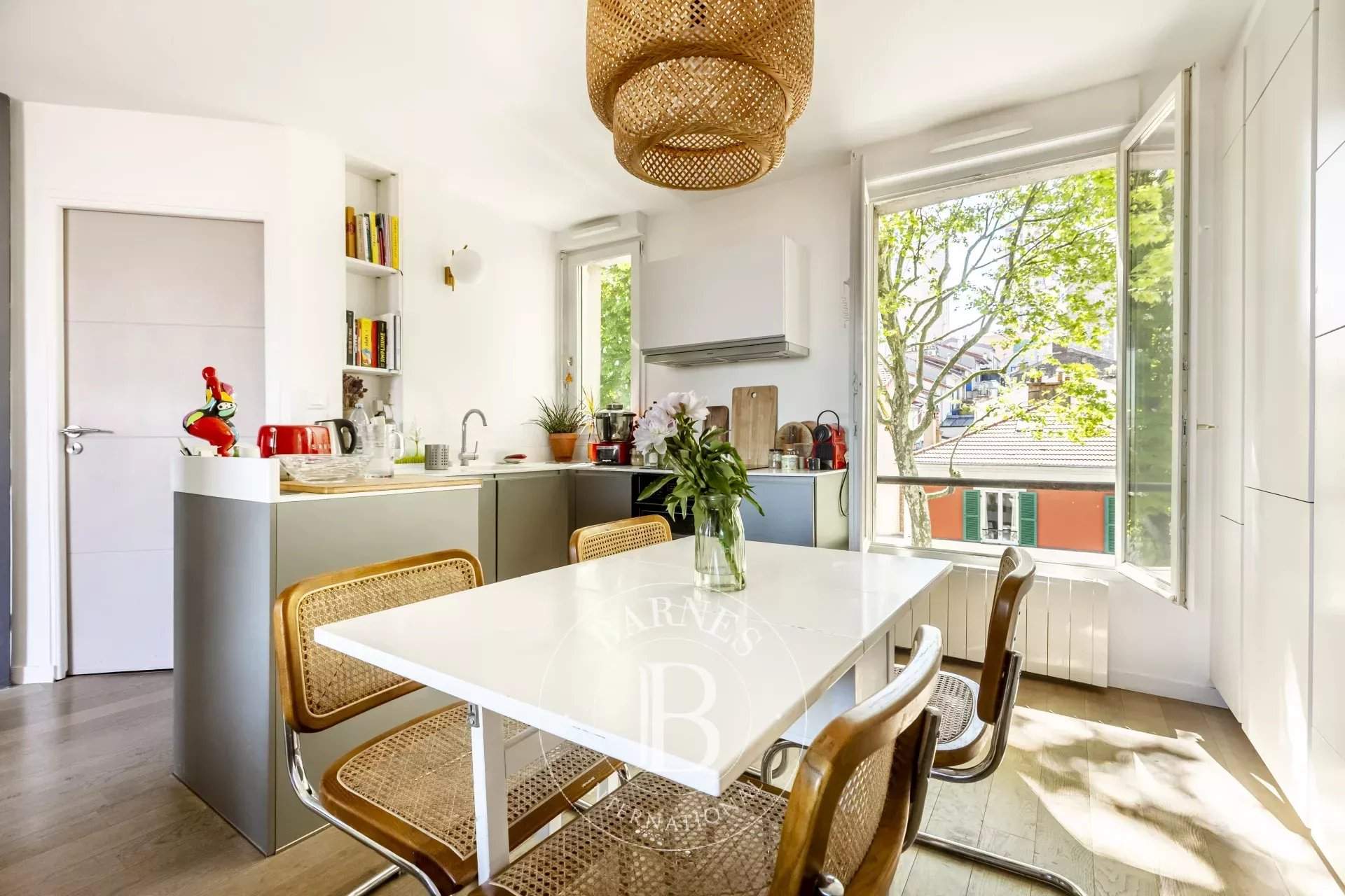 Paris  - Apartment 2 Bedrooms - picture 7