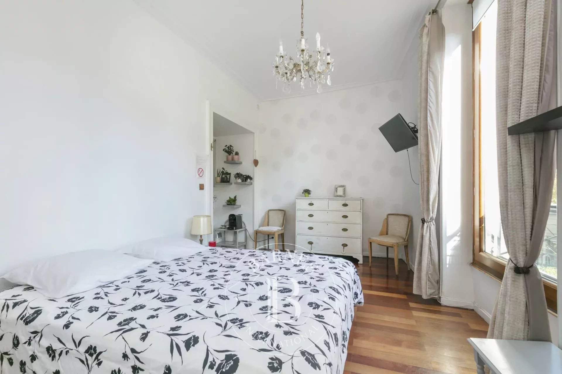 Paris  - Appartement 4 Pièces 2 Chambres - picture 3