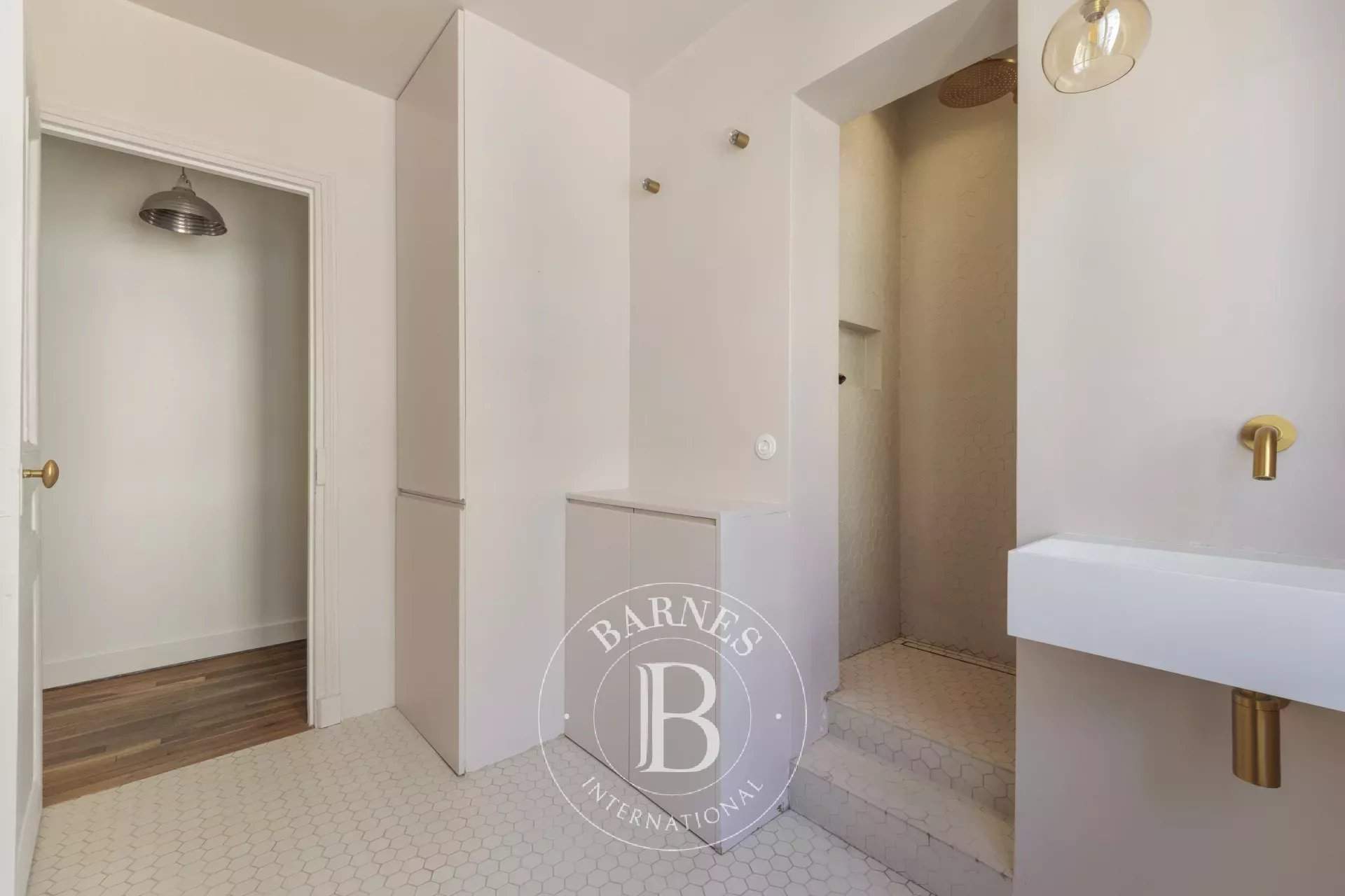 Paris  - Apartment 2 Bedrooms - picture 10
