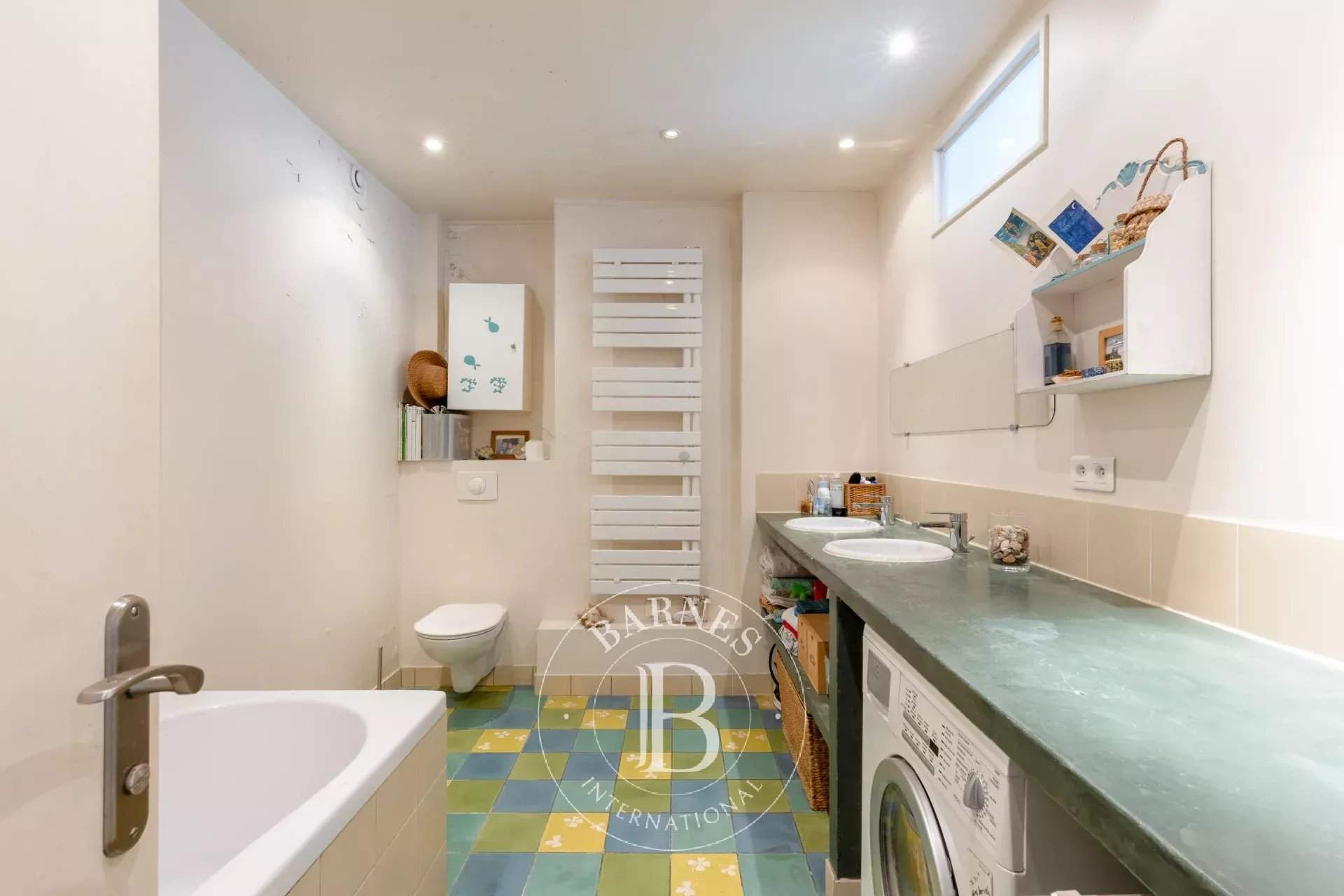 Paris  - House 4 Bedrooms - picture 12