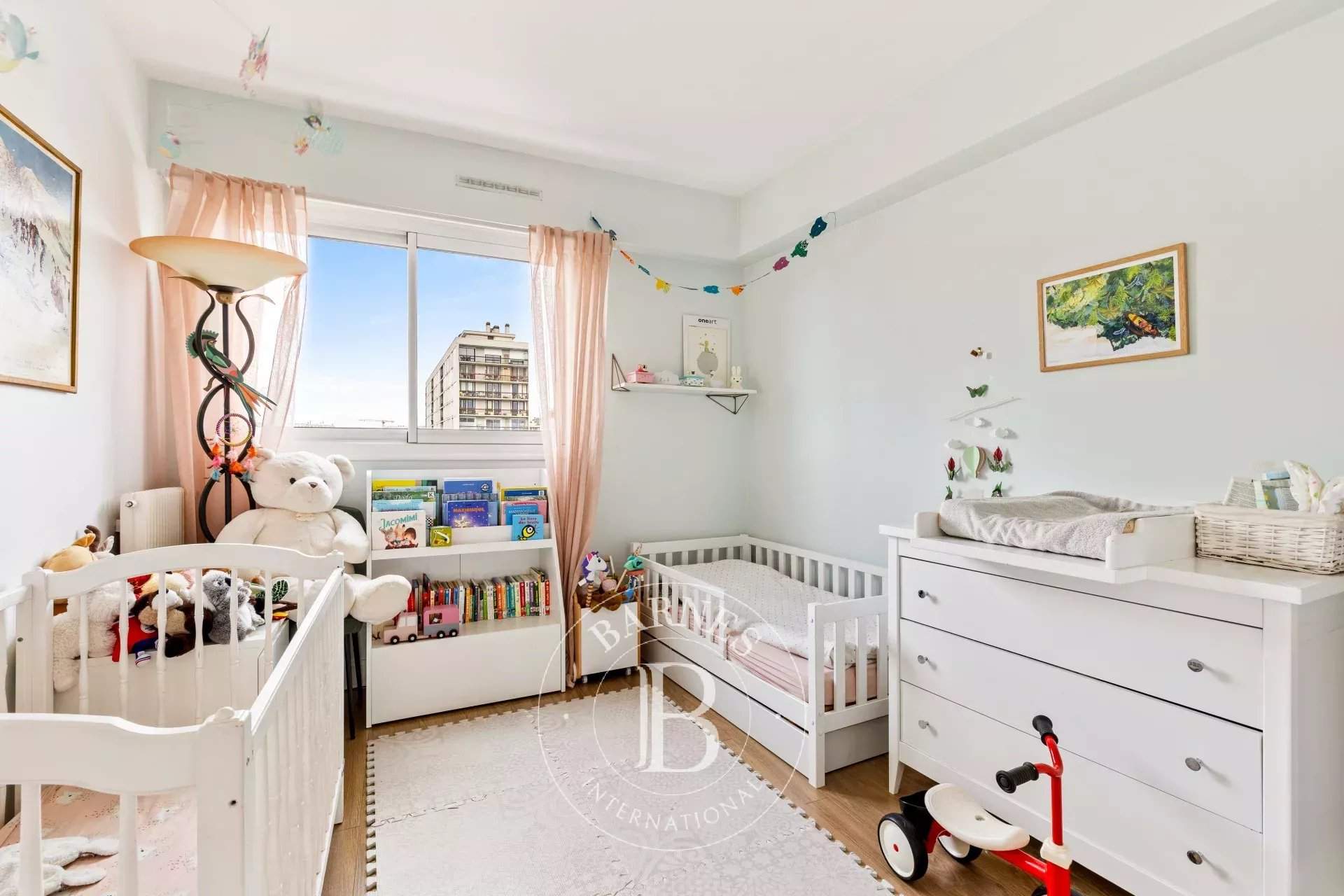 Paris  - Apartment 2 Bedrooms - picture 8