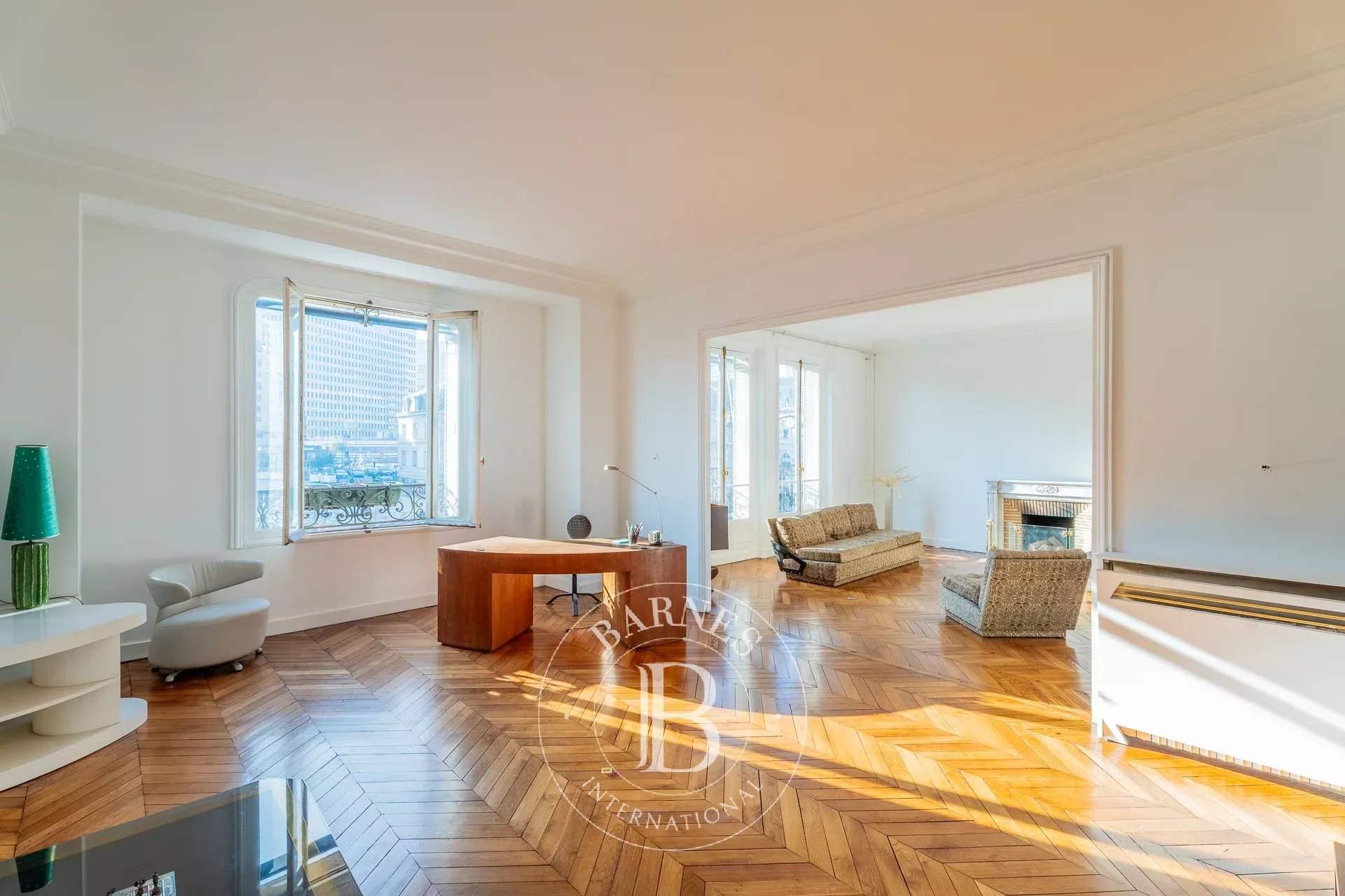 Paris  - Apartment 3 Bedrooms - picture 4