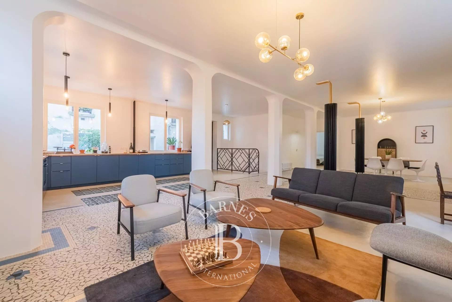 Paris  - Appartement 5 Pièces 2 Chambres - picture 1