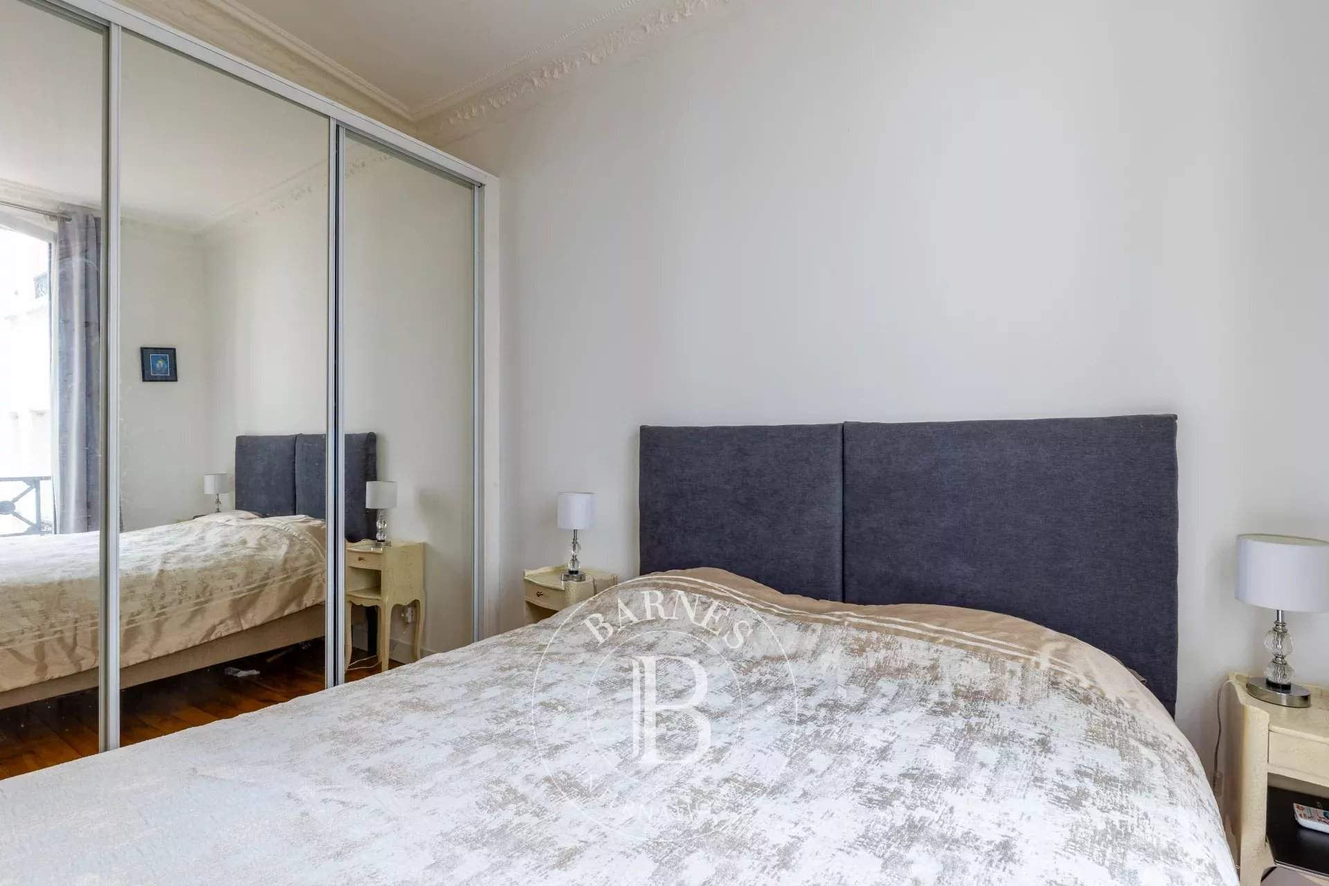 Paris  - Apartment 2 Bedrooms - picture 11