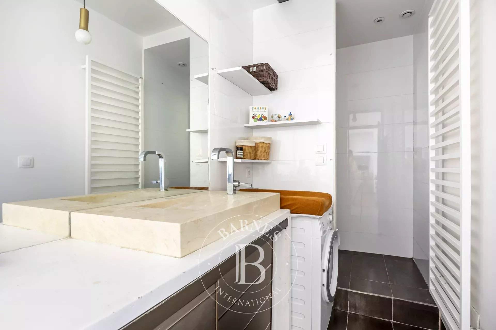 Paris  - Apartment 2 Bedrooms - picture 12