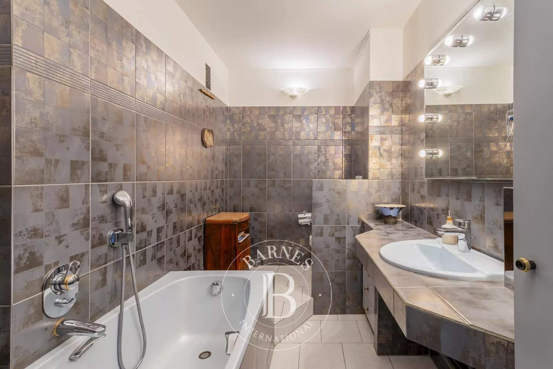 Paris  - Apartment 2 Bedrooms - picture 11