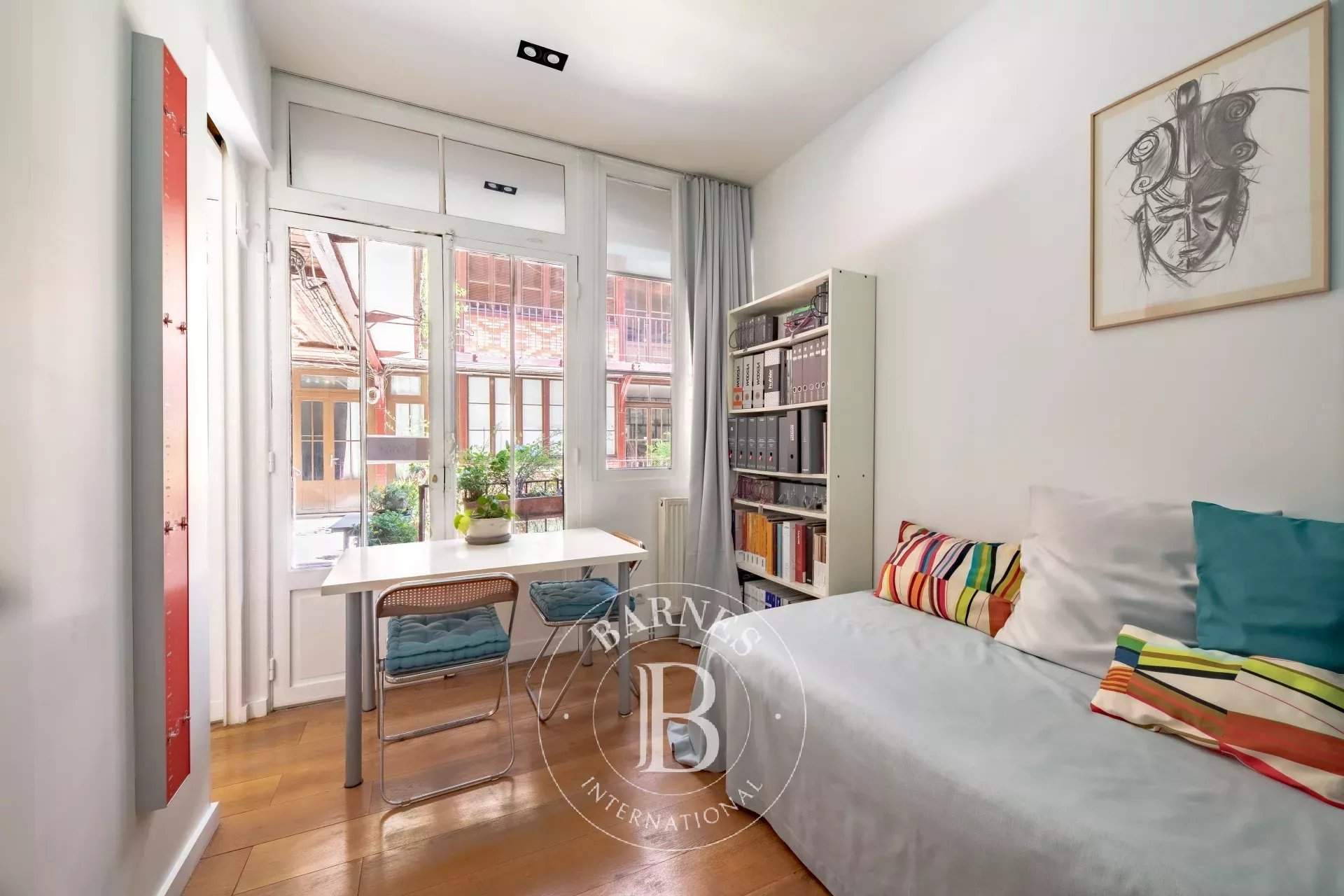 Paris  - Apartment 3 Bedrooms - picture 17