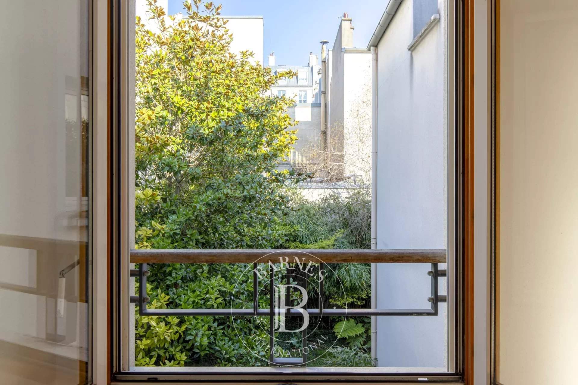 Paris  - Appartement 5 Pièces 4 Chambres - picture 2