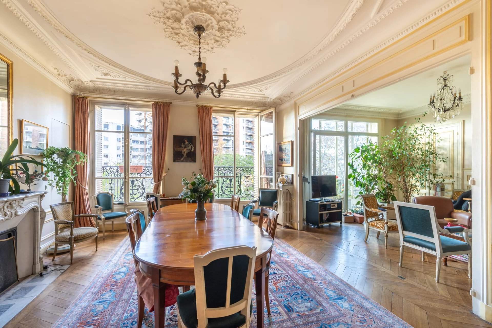 Paris  - Apartment 4 Bedrooms - picture 4