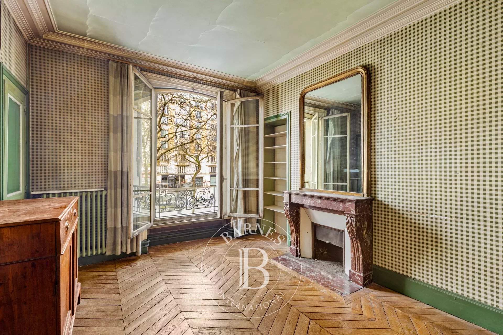 Paris  - Apartment 5 Bedrooms - picture 9