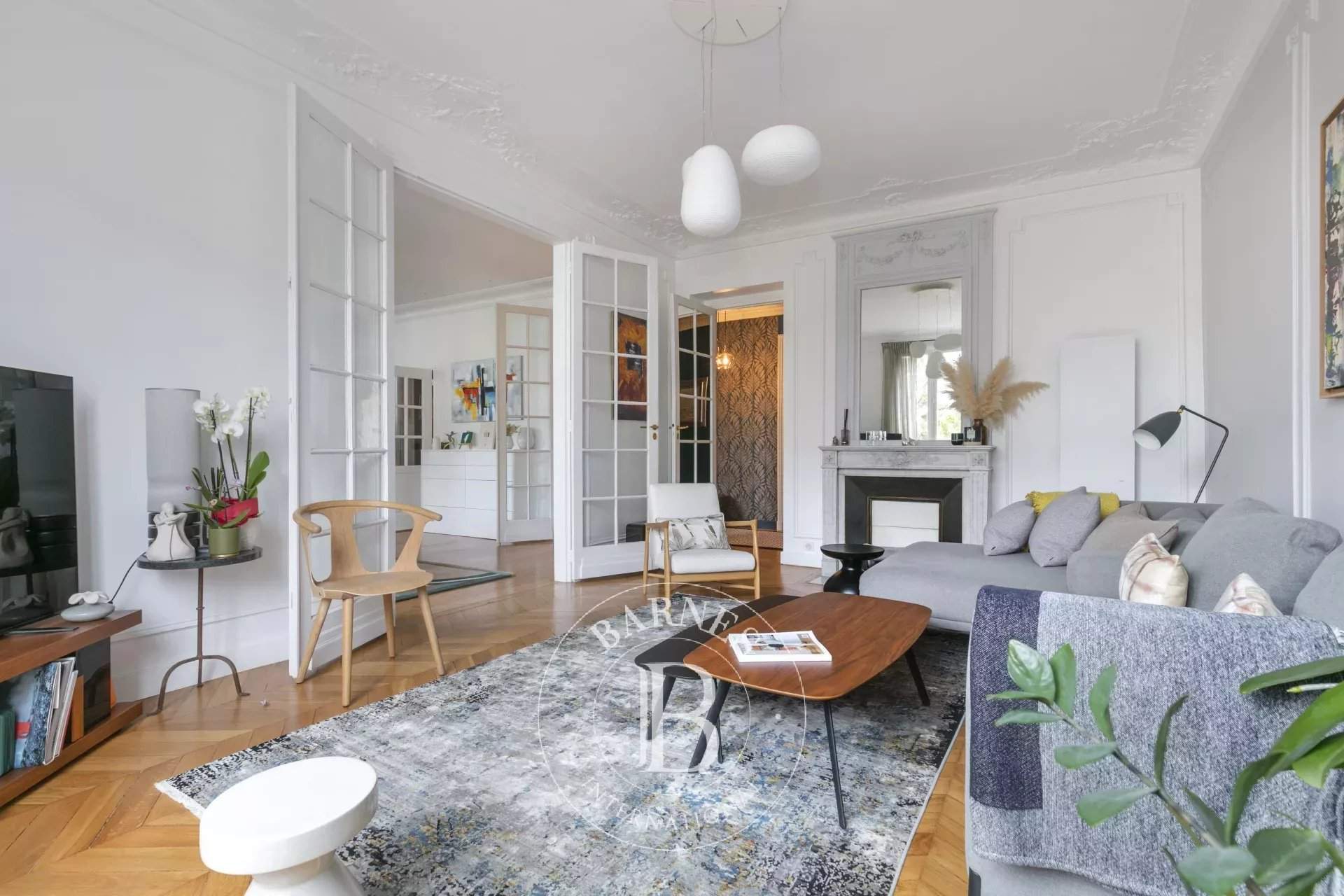 Paris  - Apartment 3 Bedrooms - picture 10