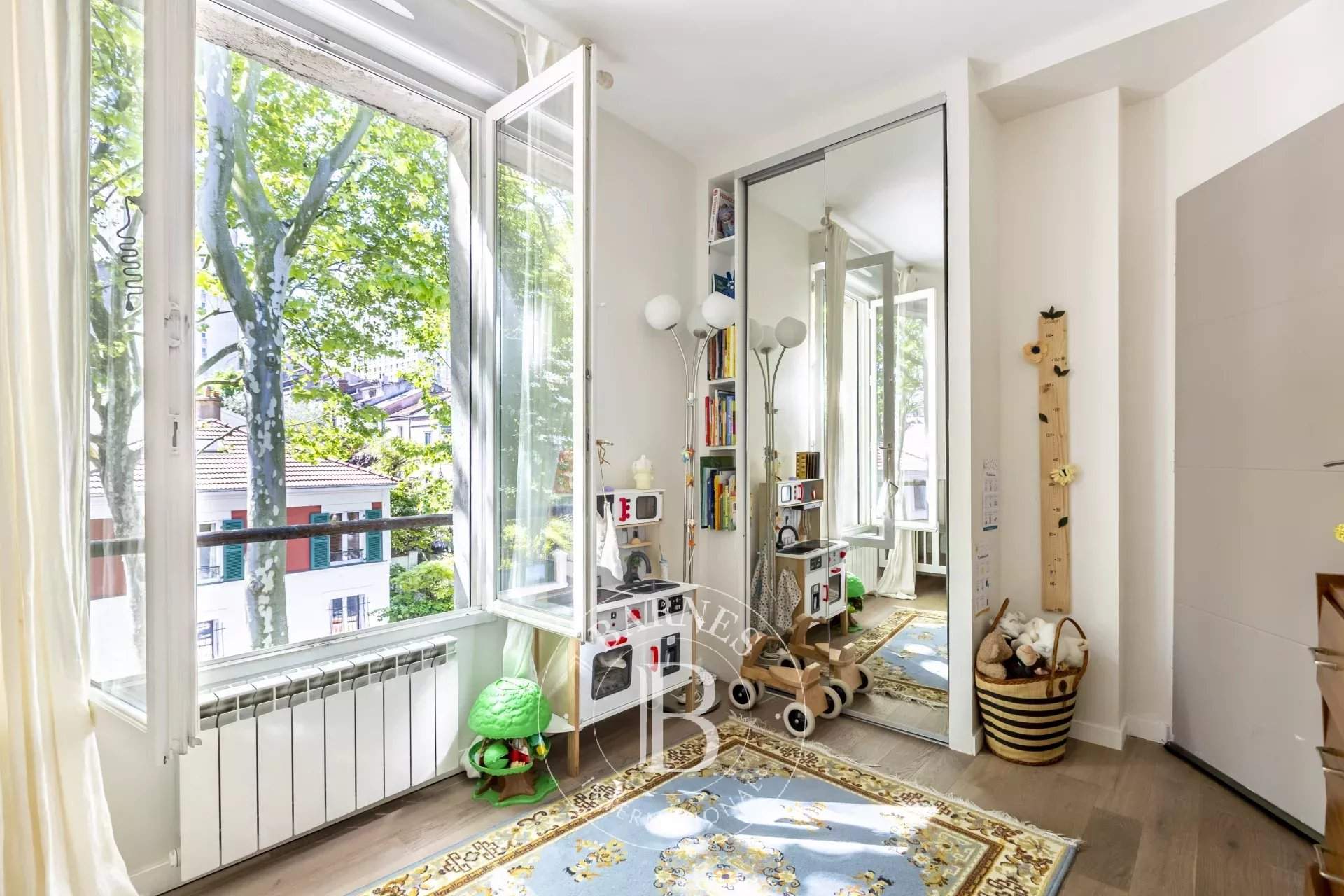 Paris  - Apartment 2 Bedrooms - picture 11