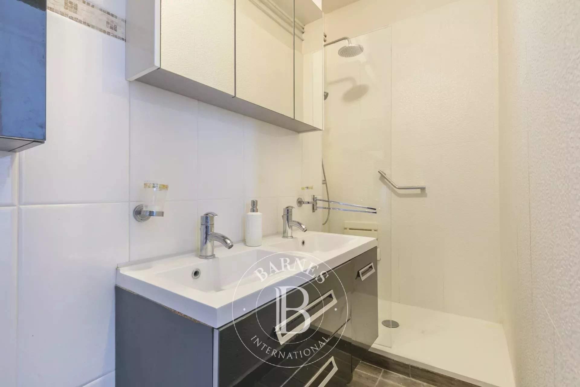 Paris  - Appartement 4 Pièces 2 Chambres - picture 9