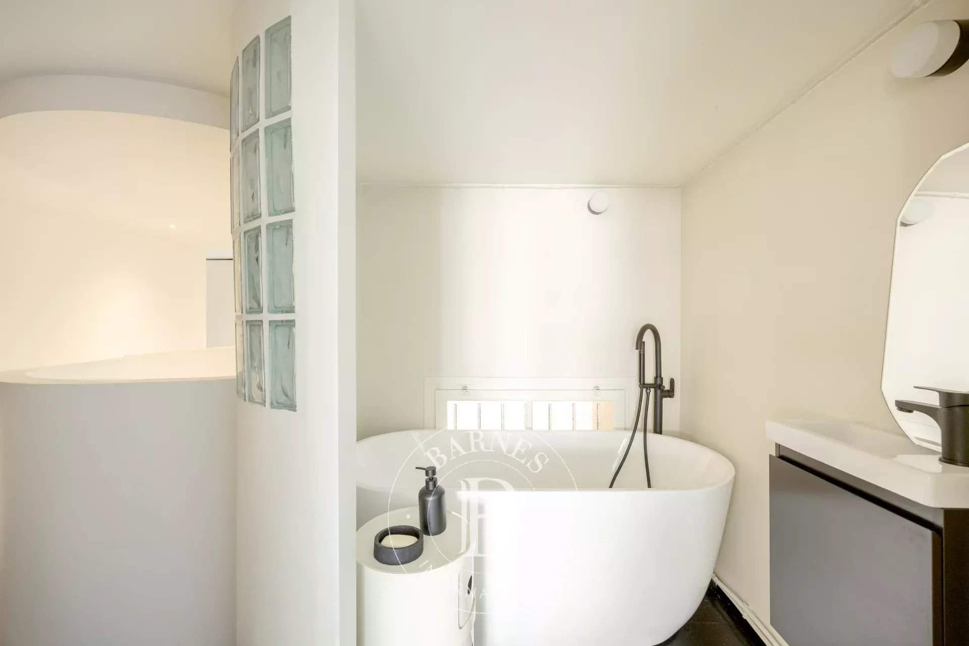 Paris  - Appartement 3 Pi&egrave;ces 2 Chambres - picture 14