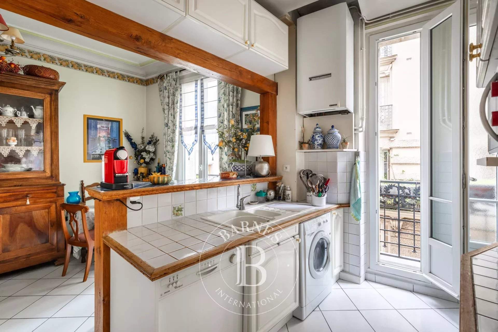 Paris  - Apartment 2 Bedrooms - picture 10