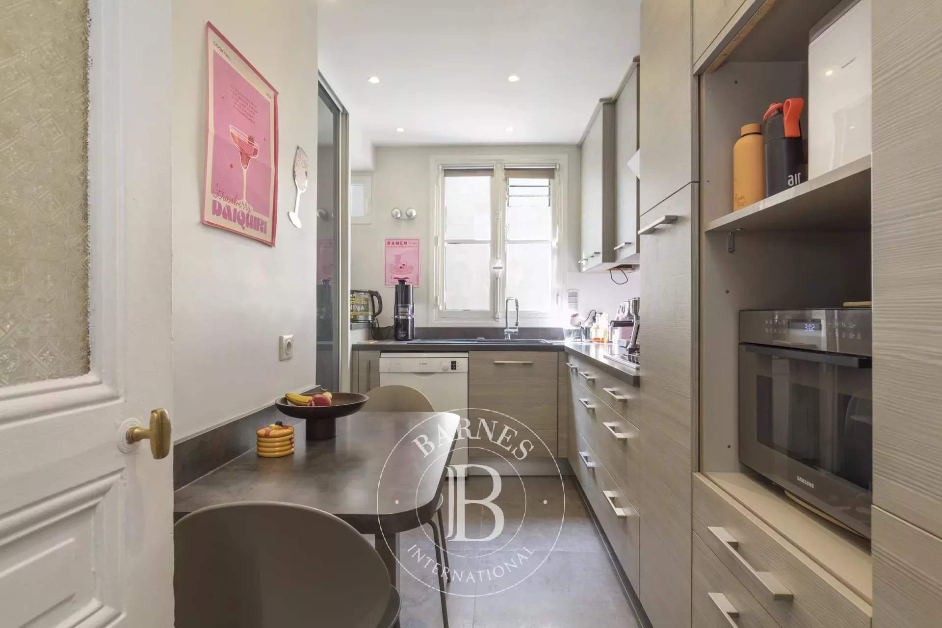 Paris  - Apartment 2 Bedrooms - picture 4