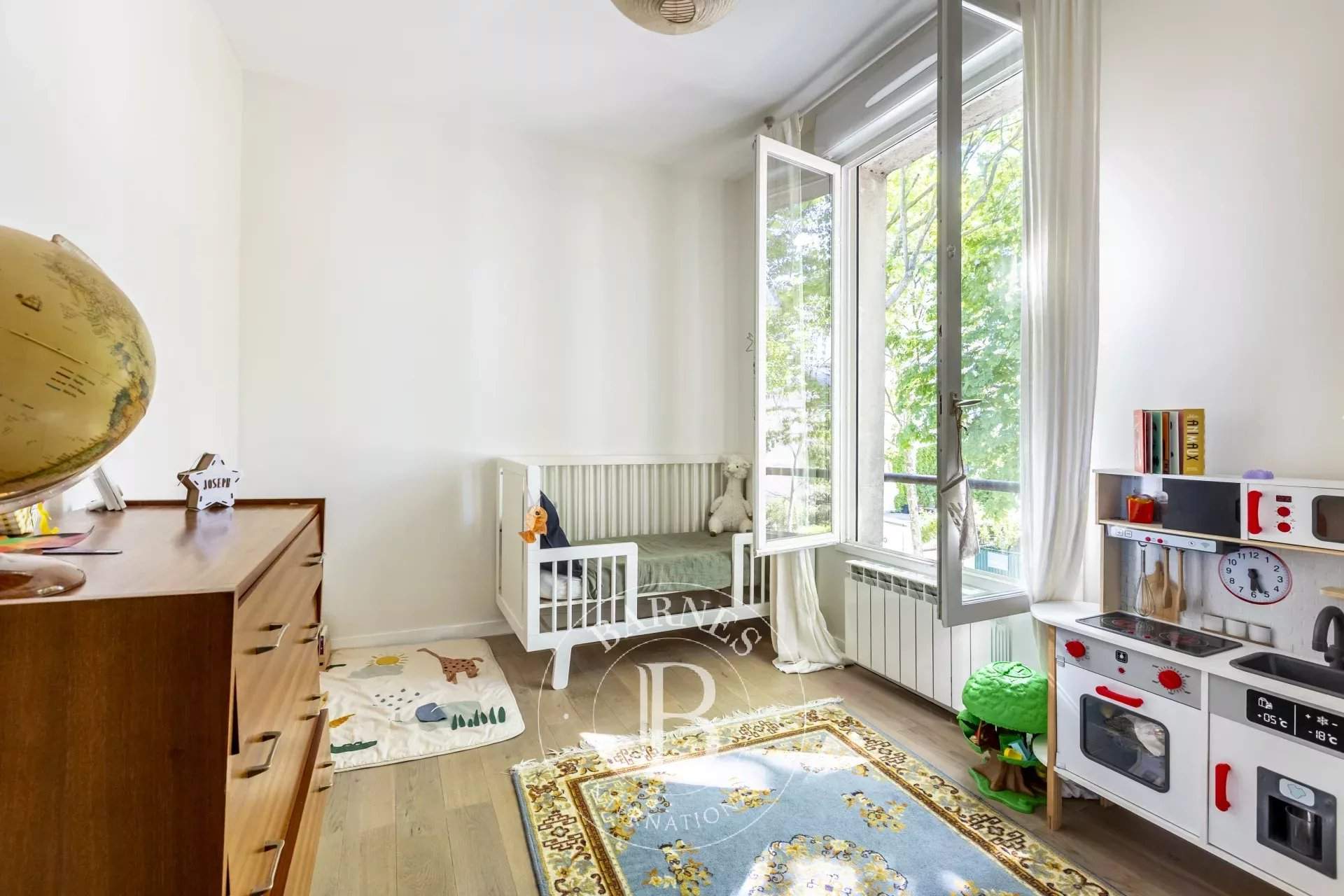 Paris  - Apartment 2 Bedrooms - picture 10