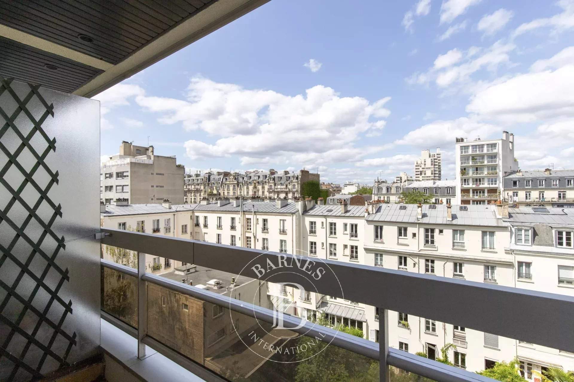 Paris  - Apartment 1 Bedroom - picture 1