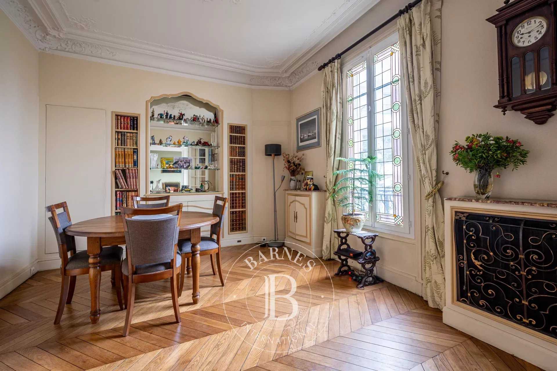 Asnières-sur-Seine  - House 5 Bedrooms