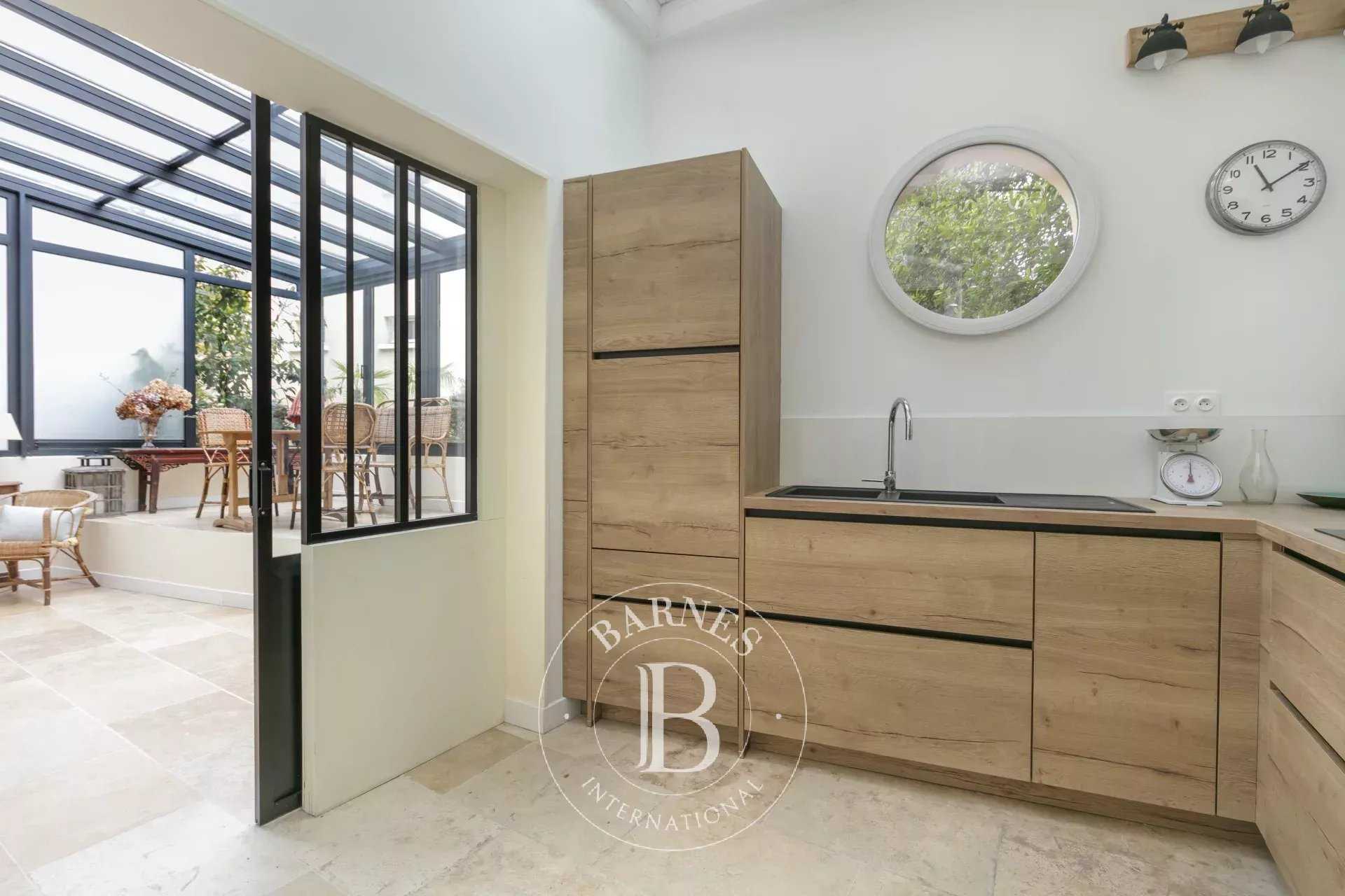 La Garenne-Colombes  - House 5 Bedrooms