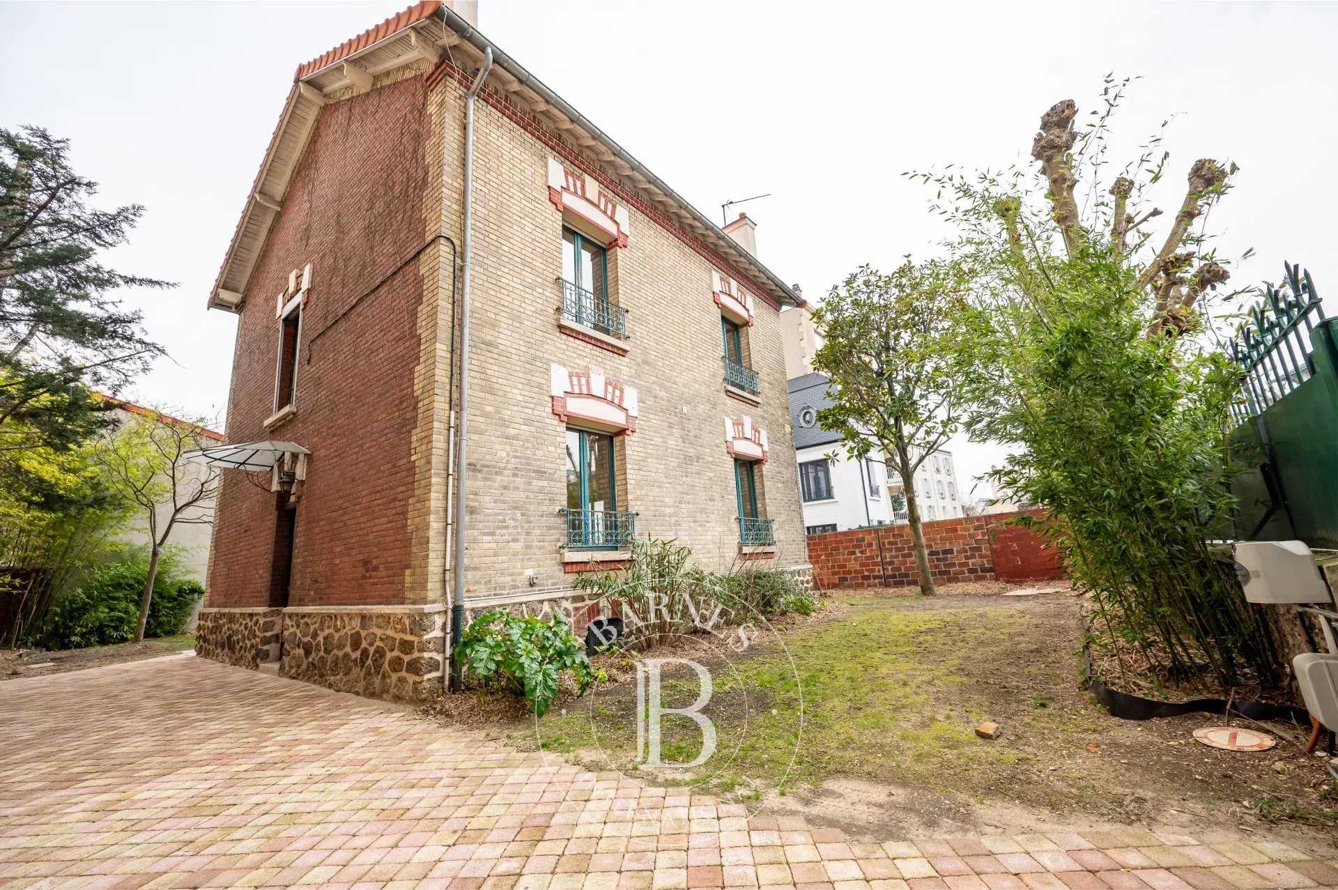 Casa Asnières-sur-Seine