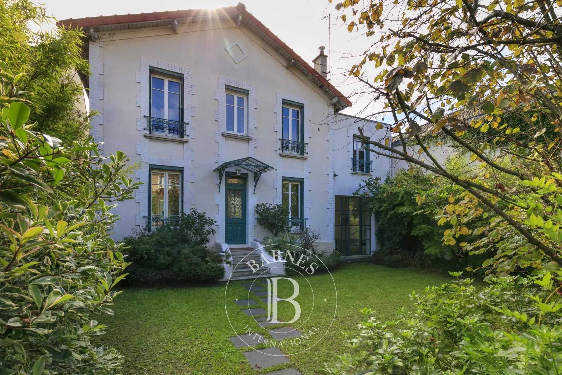 Colombes  - House 4 Bedrooms