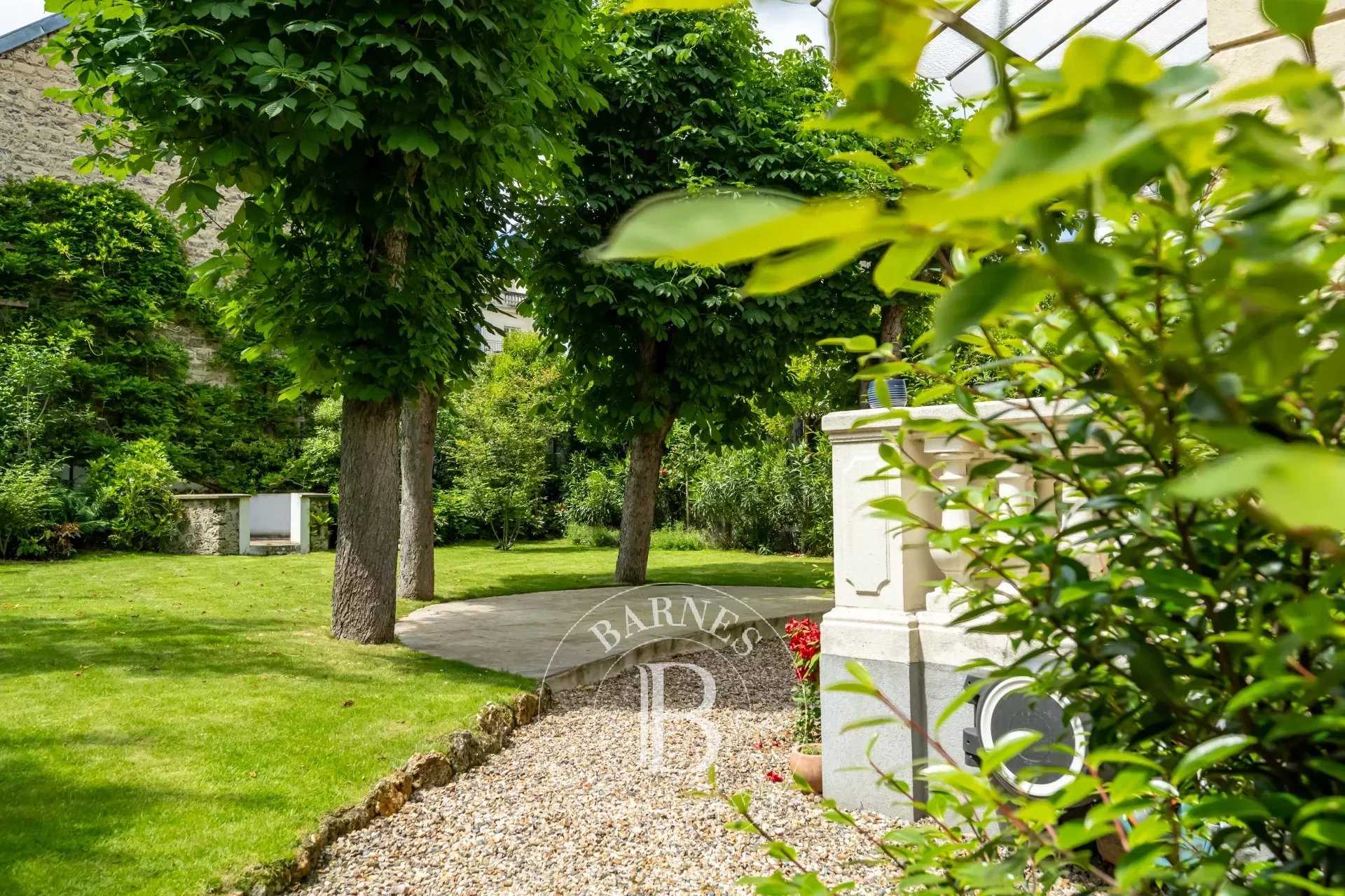 Asnières-sur-Seine  - Mansion 6 Bedrooms