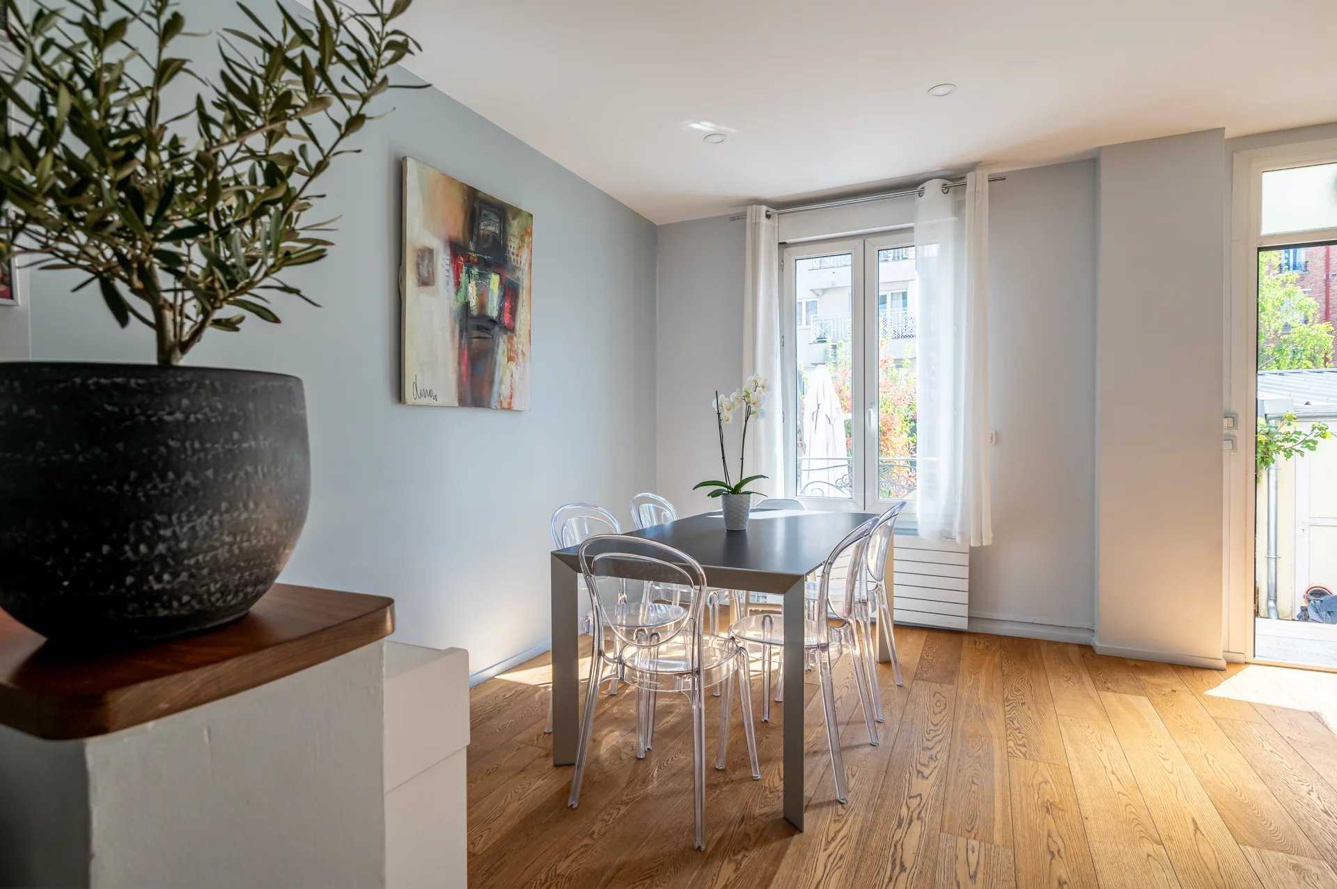 Courbevoie  - House 3 Bedrooms