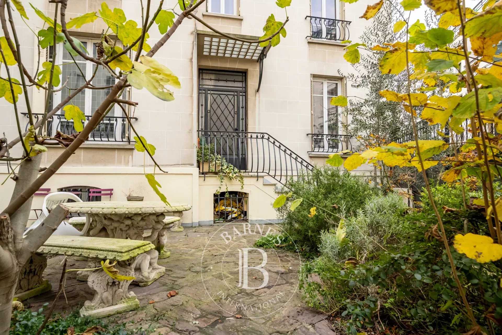 Asnières-sur-Seine  - Maison 9 Pièces 5 Chambres