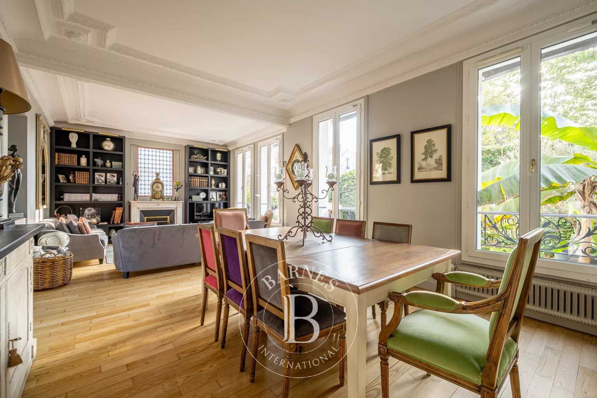 Asnières-sur-Seine  - Maison 8 Pièces 5 Chambres