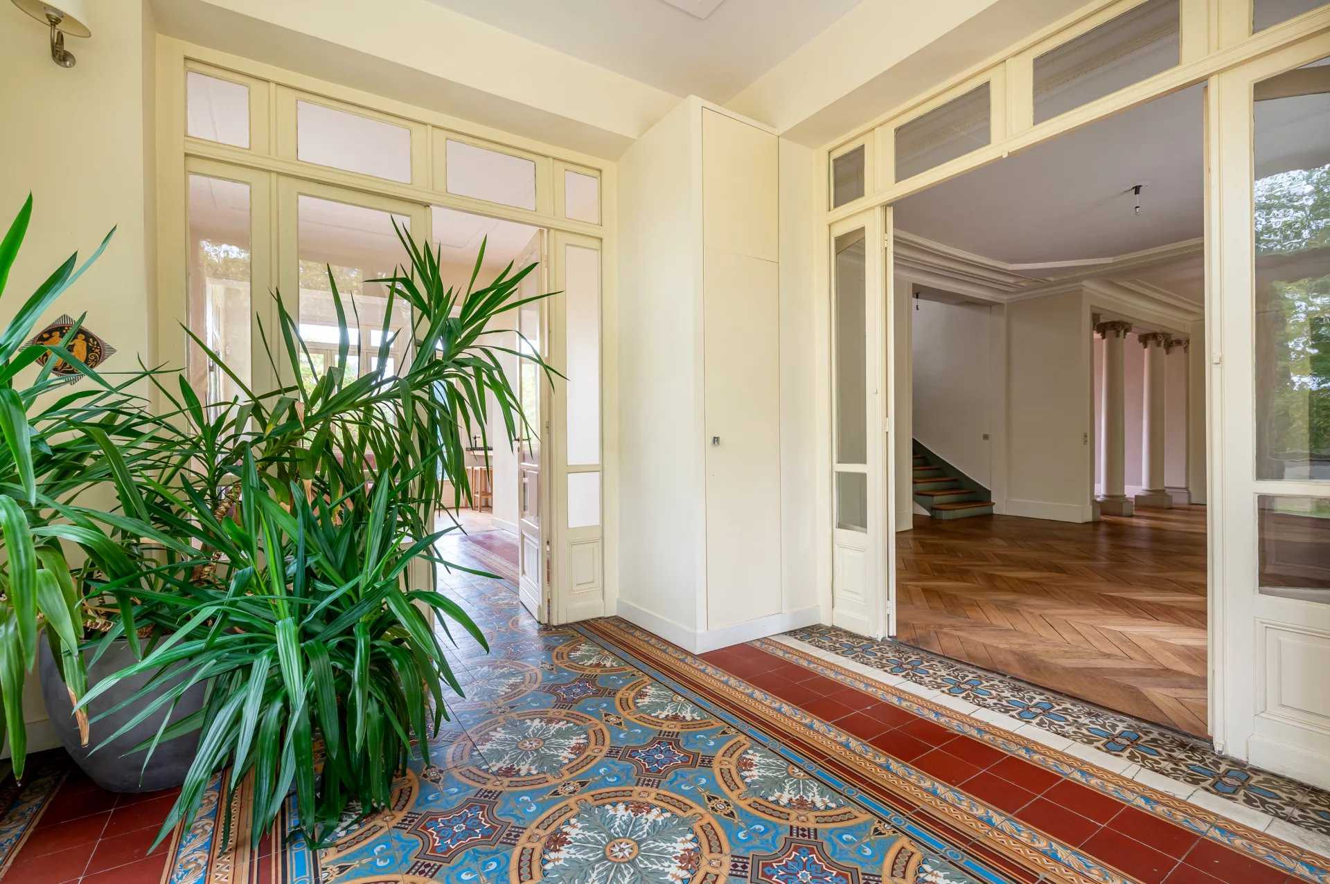 Rueil-Malmaison  - House 6 Bedrooms