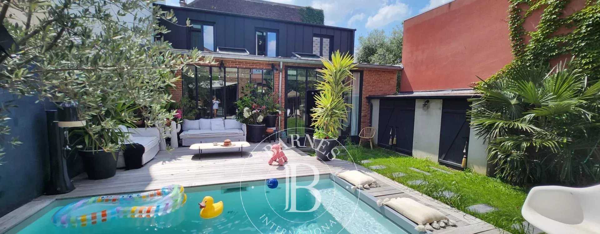 Colombes  - House 6 Bedrooms