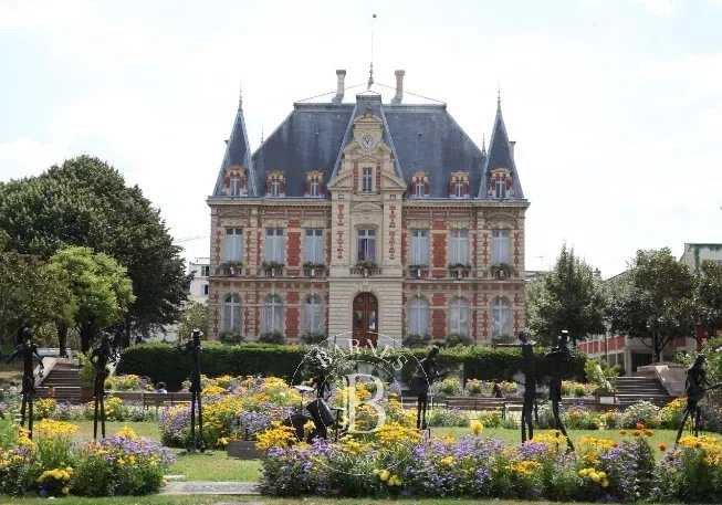 Apartment Rueil-Malmaison