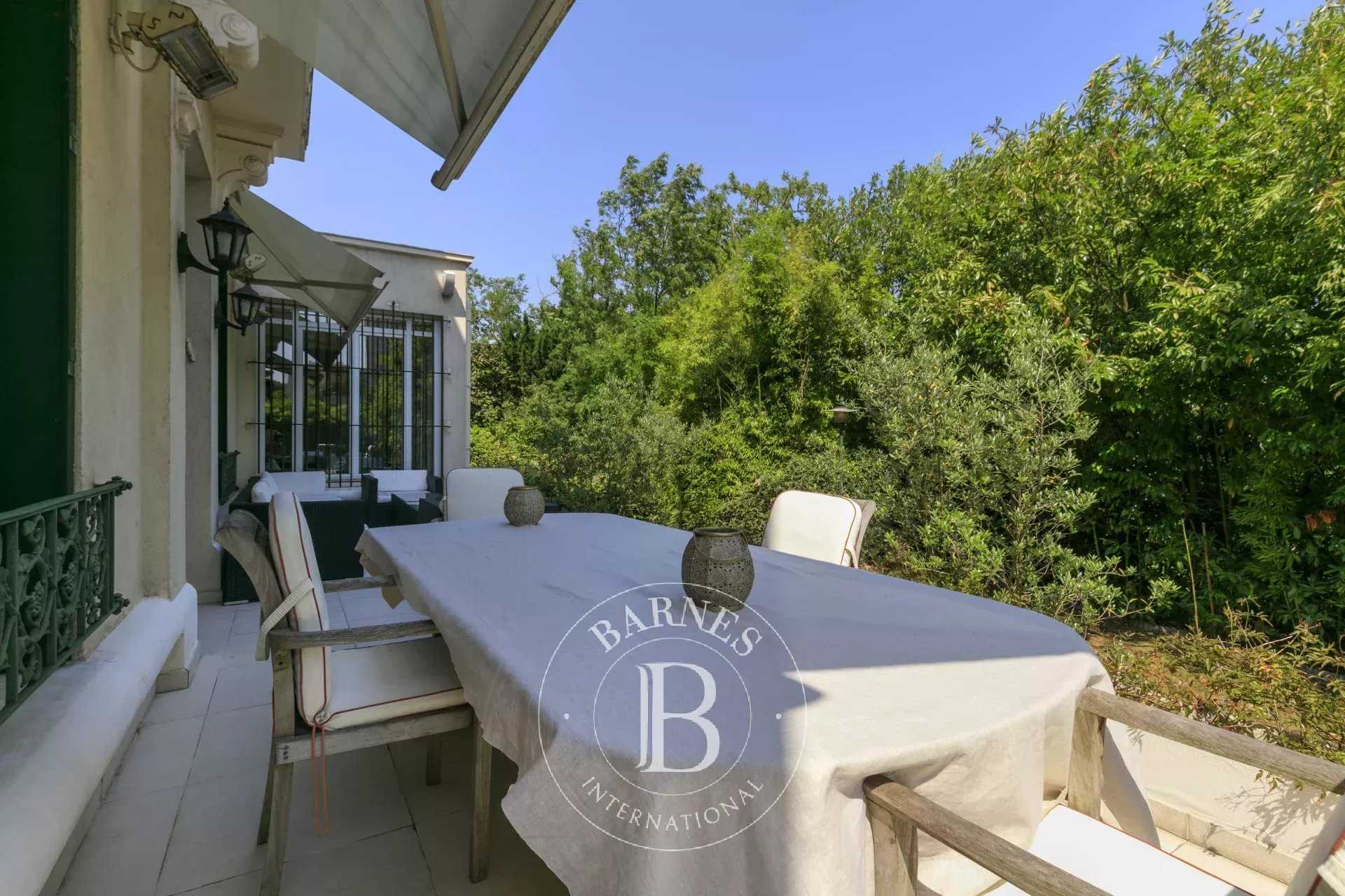 Suresnes  - Mansion 7 Bedrooms