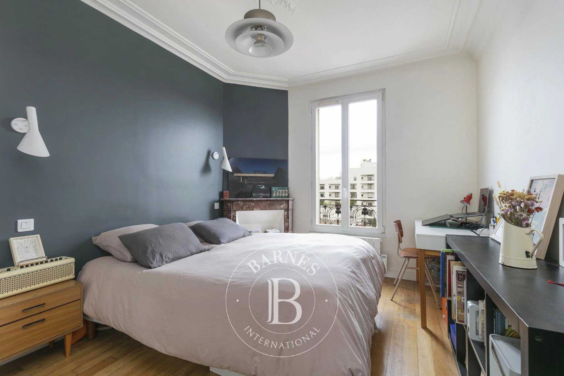 Asnières-sur-Seine  - Apartment 3 Bedrooms