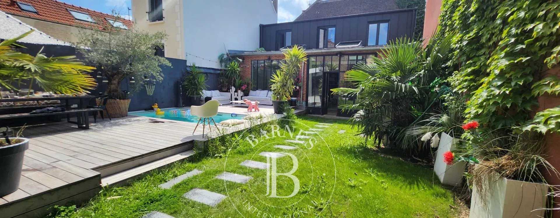 Colombes  - House 6 Bedrooms