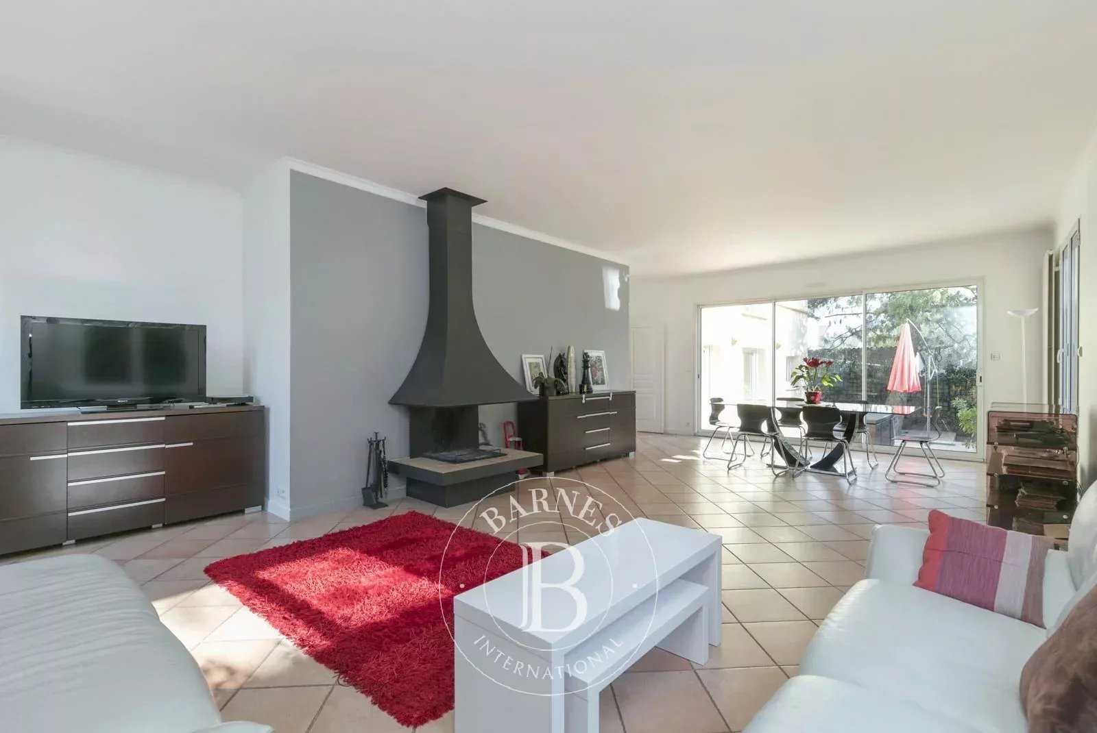 Colombes  - Casa 9 Cuartos 6 Habitaciones
