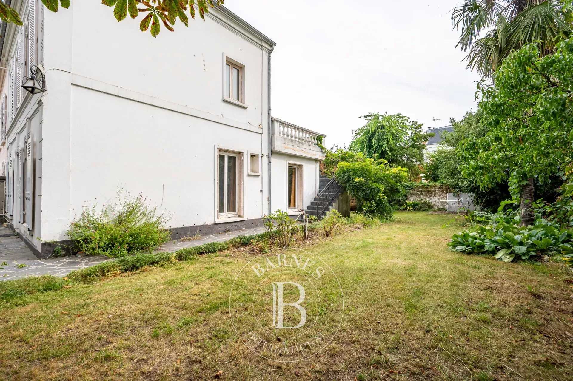 Asnières-sur-Seine  - Building land 4 Bedrooms