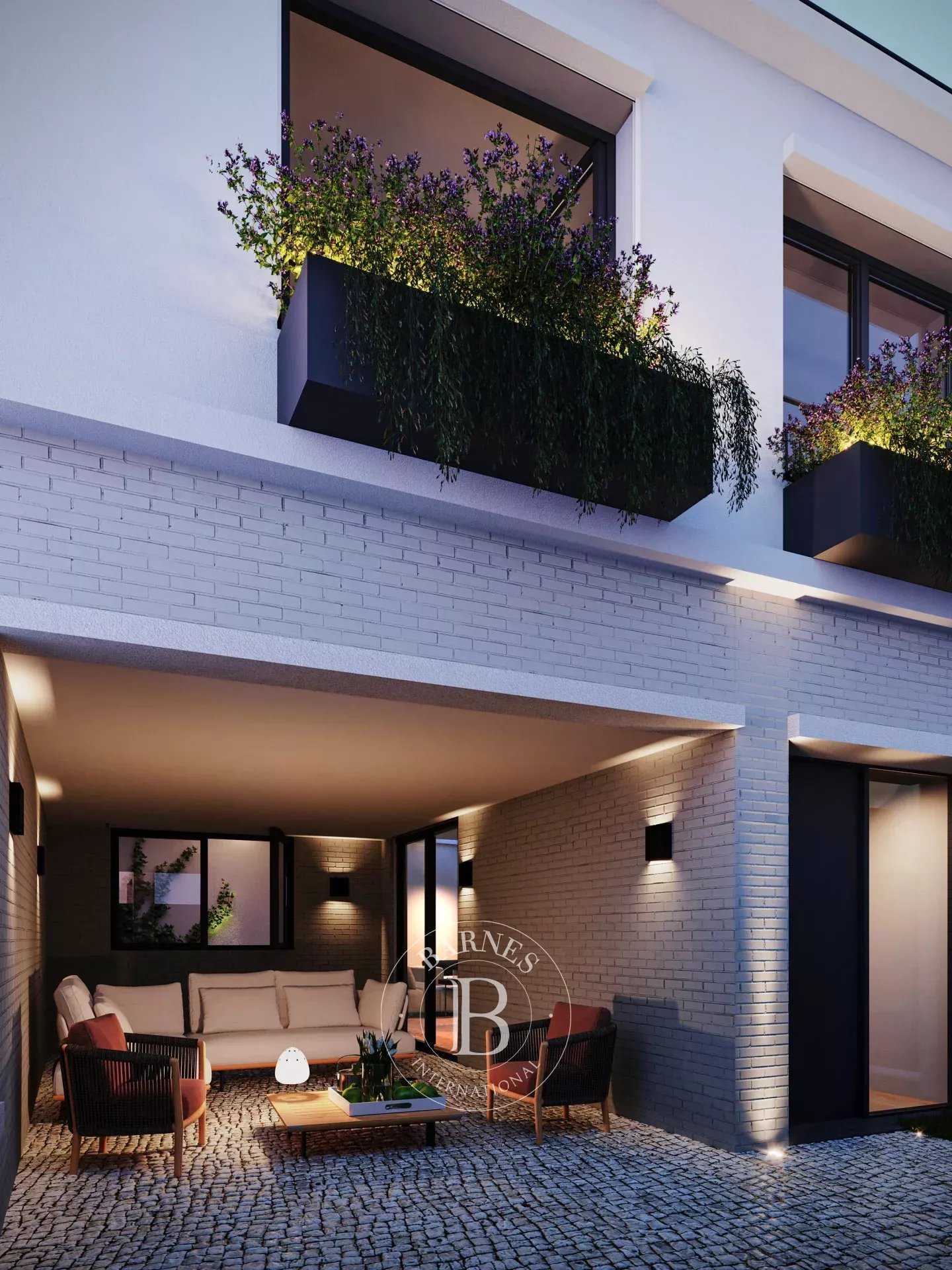 Suresnes  - Maison 6 Pièces 4 Chambres
